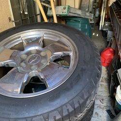 4 New Tires I Remove From Chevy Silverado 2004 $$900