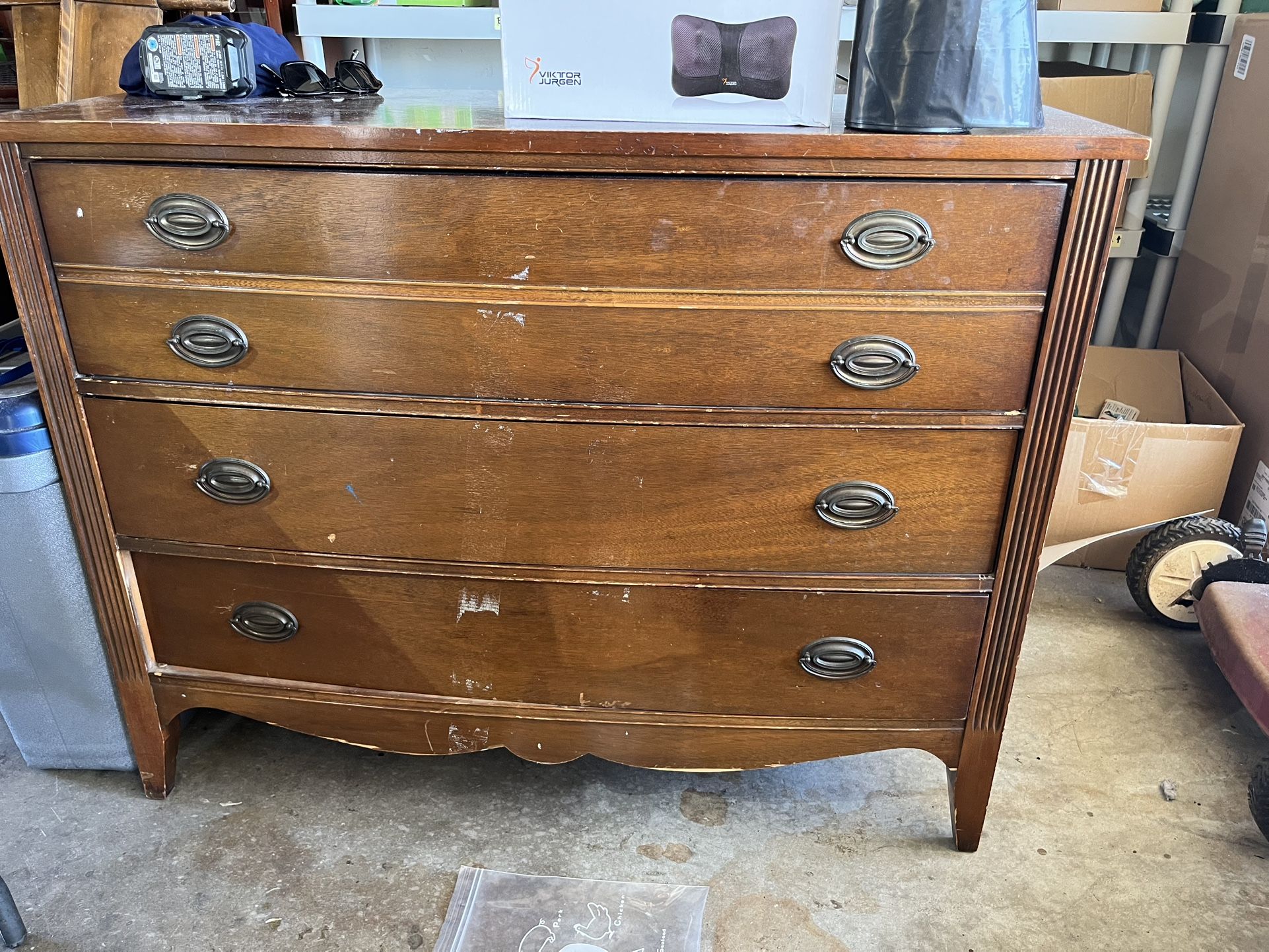 Early 1900’s Hepplewhite Dresser