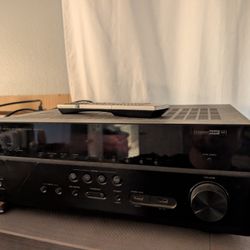 YAMAHA RX-V679 Stereo Receiver 