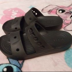 Womens Croc Sandals 