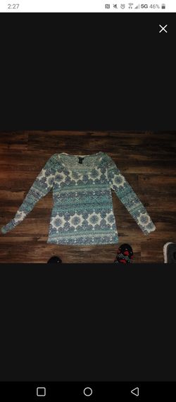 New cute rue 21 top