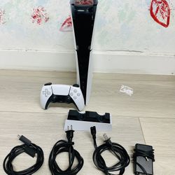 Sony PlayStation 5 Digital Edition  - 1 TB , Bonus 1 Charging Station ( Used )