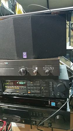 3 stereos speaker and sound bar