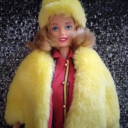 Barbie Doll Dressed In Reproduction Smasheroo Outfit