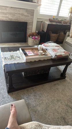 Living room table set (NEED GONE BY TUESDAY)