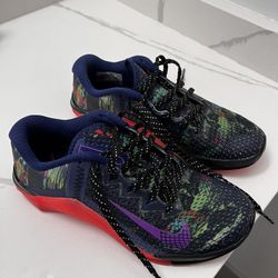 Nike Shoes Size 7