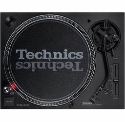 For Sale: Pair of Technics SL-1200MK7 Turntables