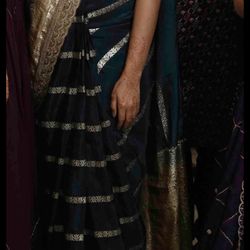 Dark Blue & Gold Saree – Indian Wedding / Party Sari with Embroidered Border