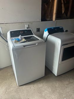 GE Top Load Washer and Dryer Set