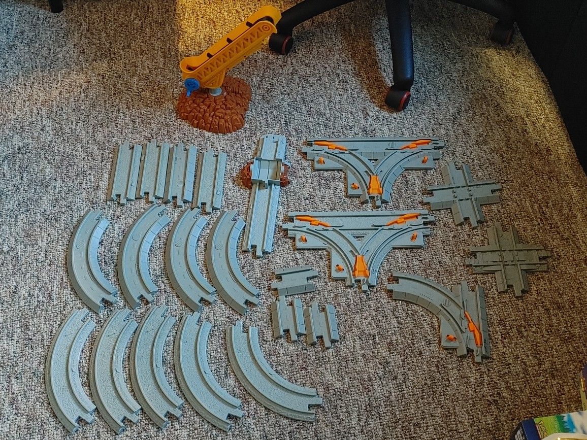 Fisher Price GeoTrax Rail & Road System Lot Gray Rail Road Train Track
