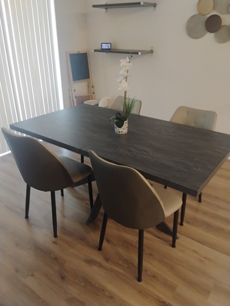 Dining Table With Chairs