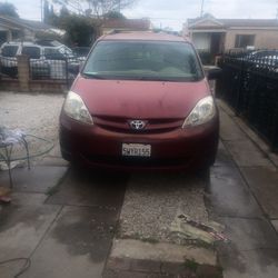 2006 Toyota Sienna