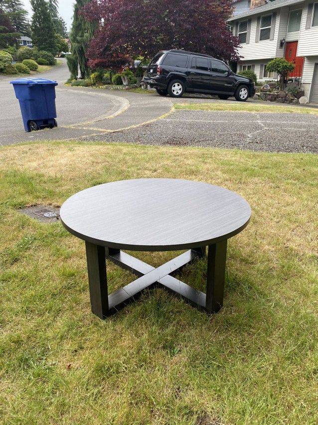 Modern Wooden Coffee Table
