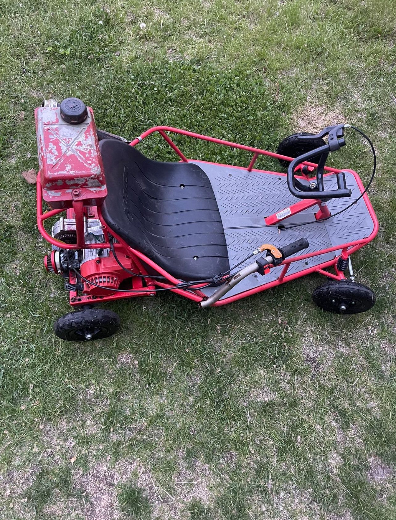 Razor dune buggy gas mix Or 2-Stroke Engine for Sale in Elgin, IL - OfferUp