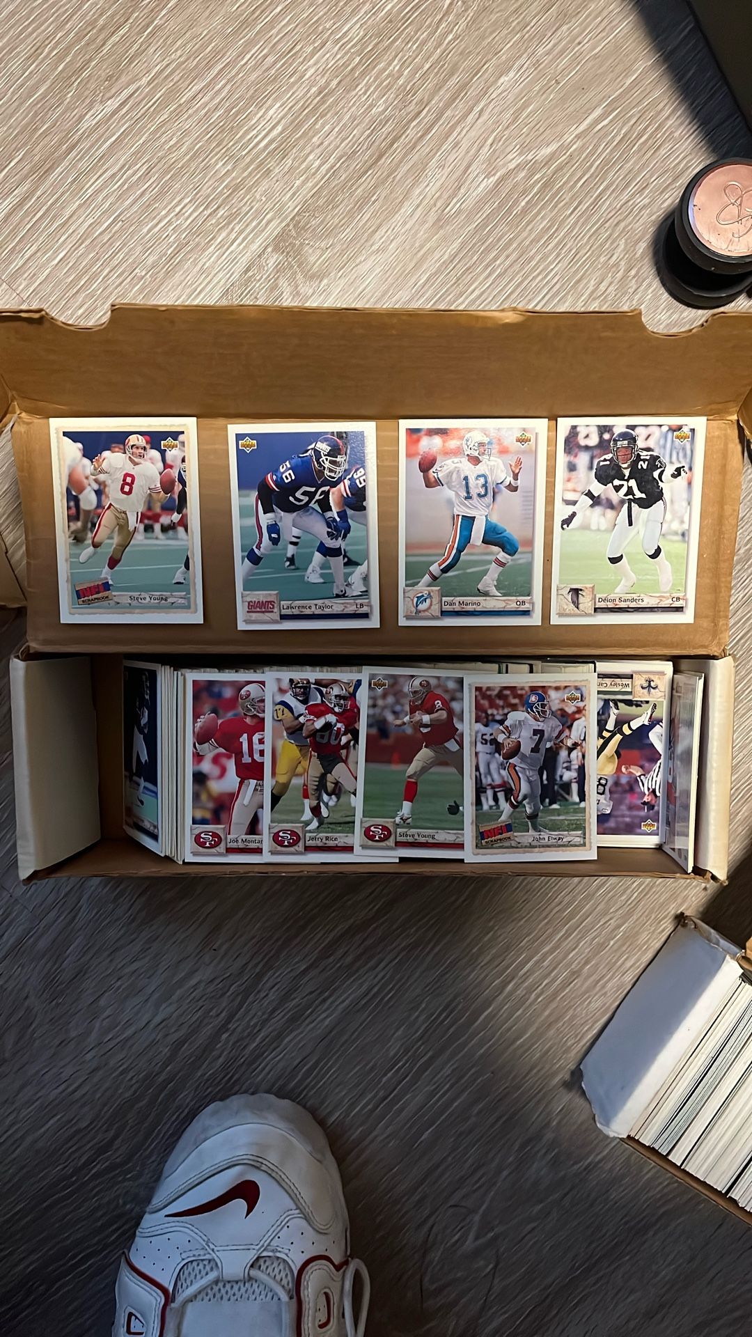 1800s to 2015 football cards EXCELLENT CONDITION