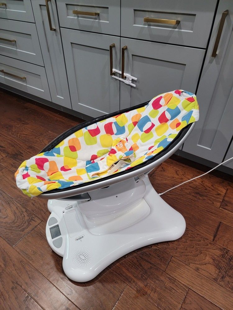 4mom MamaRoo Baby Rocker Swing