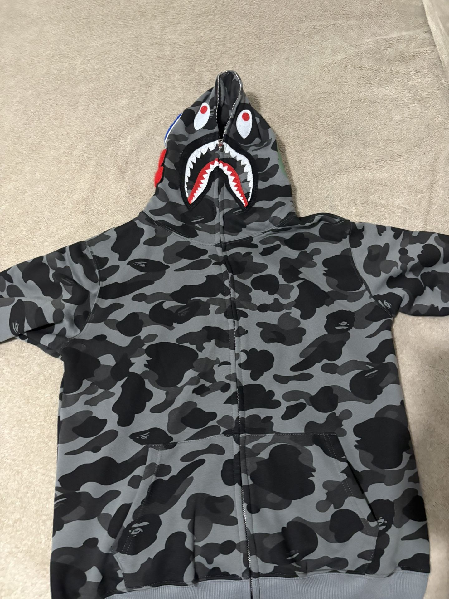 Bape zip up hoodie