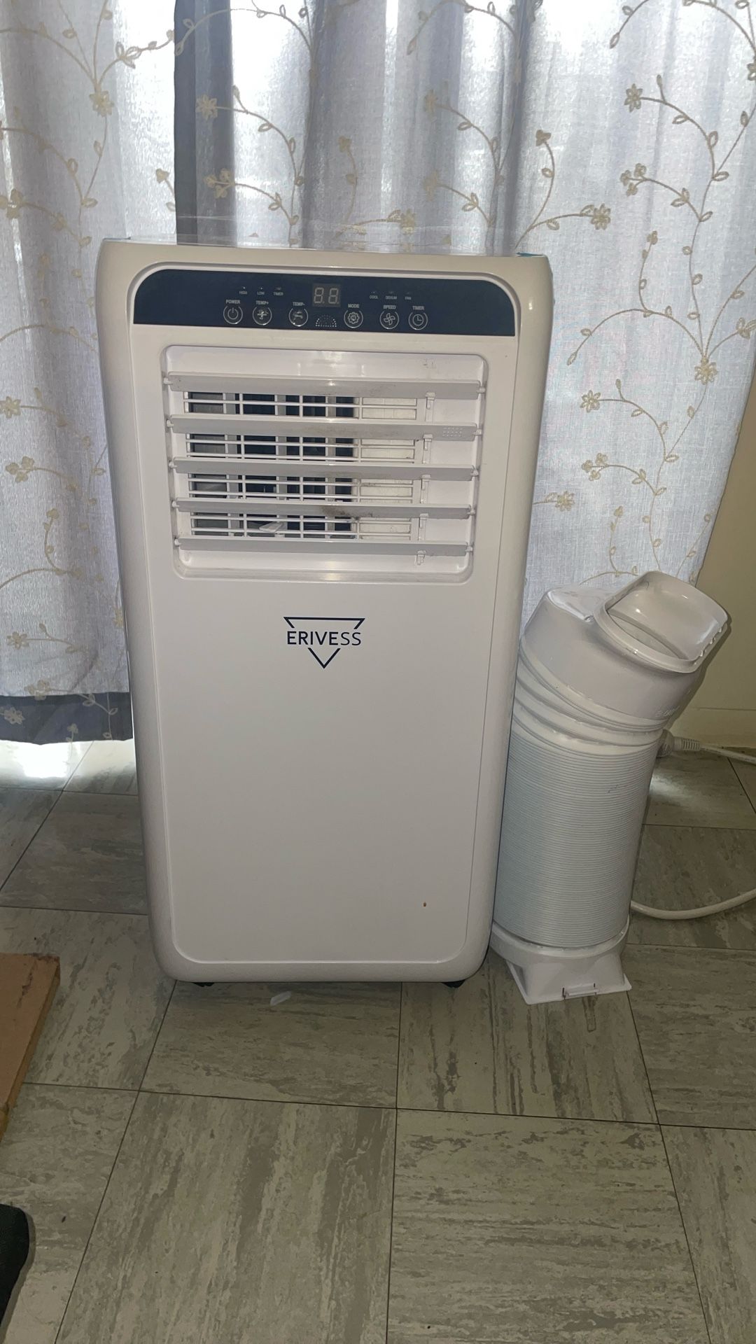 Portable Air Conditioner/ Humidifier/ Heater 12,000 BTU White