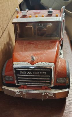 Bruder Mack Granite Truck Semi Cab ONLY 1:16 (2007 Germany)