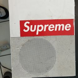 Xbox One Controllers Included