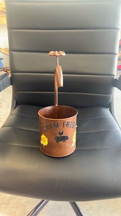 Decorated farmhouse canister