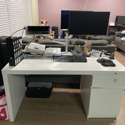 Computer Desk