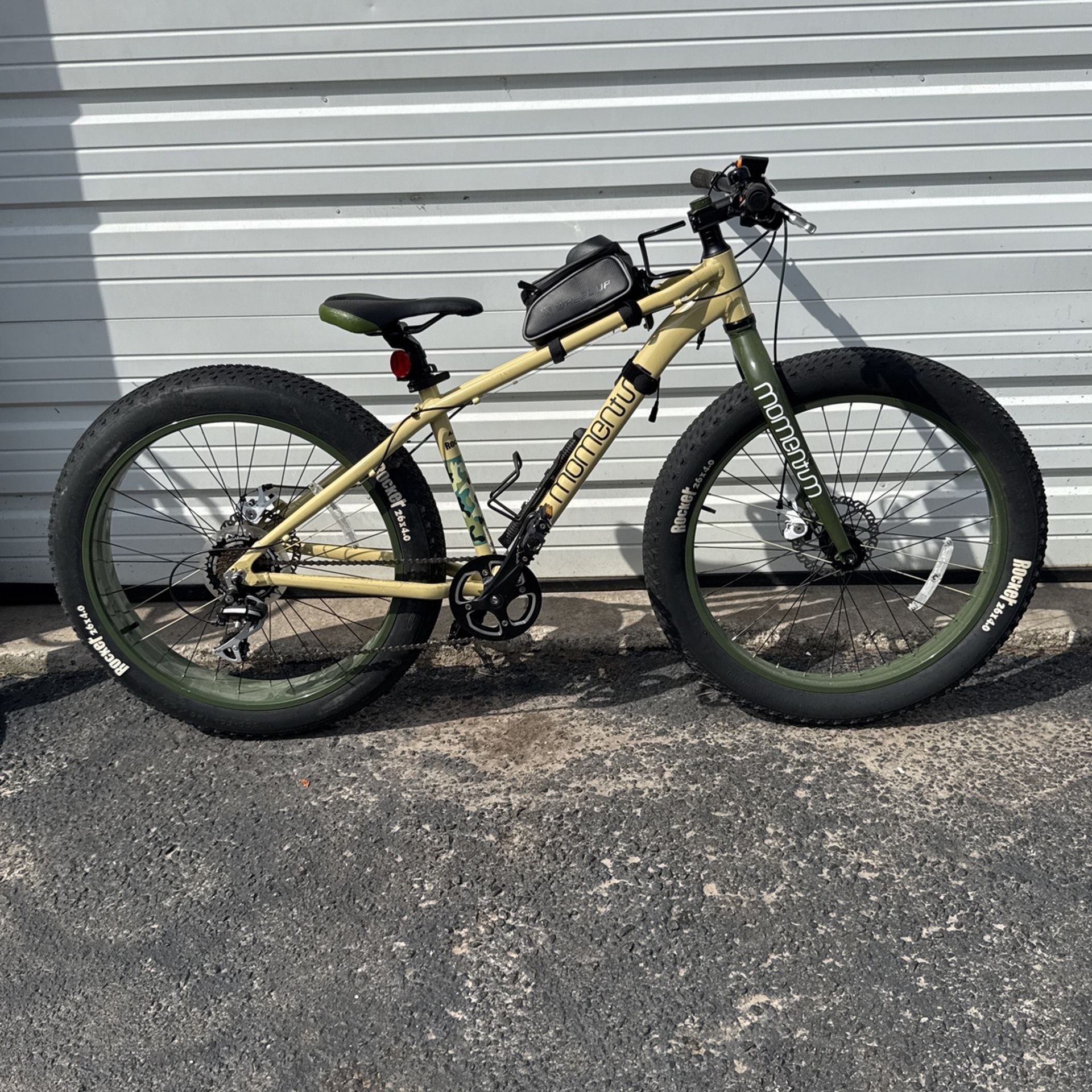 Momentum Fat Tire Bike Best Offer