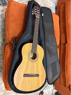 Hohner HC-15 Classical Nylon String Guitar – Great Beginner Guitar