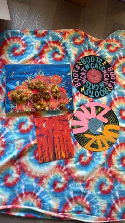 Painting (Canvas & Vinyl)