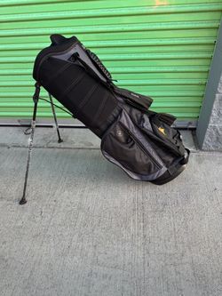 OGIO Light Stand Golf Bag Black with sheriff patch