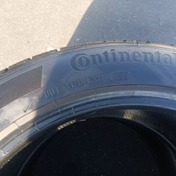 2 Llantas 235 45 R18 Continental Pro Contact 