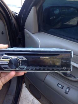 Pioneer radio