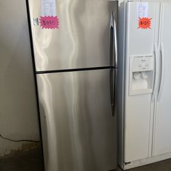 Ge Profile Top And Bottom Refrigerator 