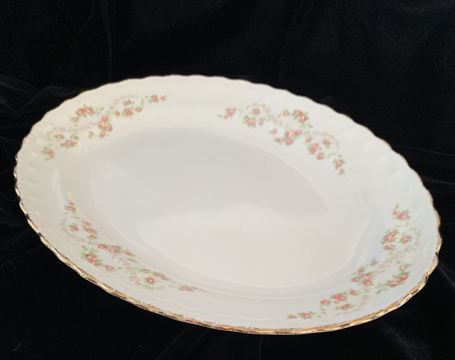 1940’s Pope Gosser Florence Scalloped Edge Oval Serving Platter