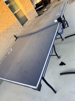 Free Ping pong table