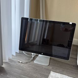 iMac not working – for parts Doesn’t turn on. Don’t know the problem. Selling as-is. 