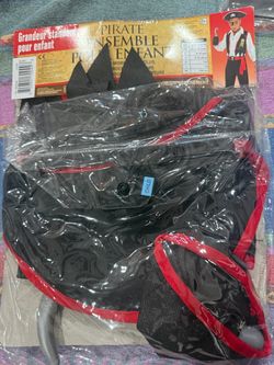 Halloween costume pirate