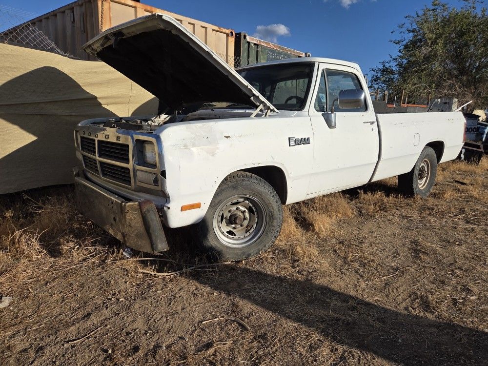 1989 Dodge D350