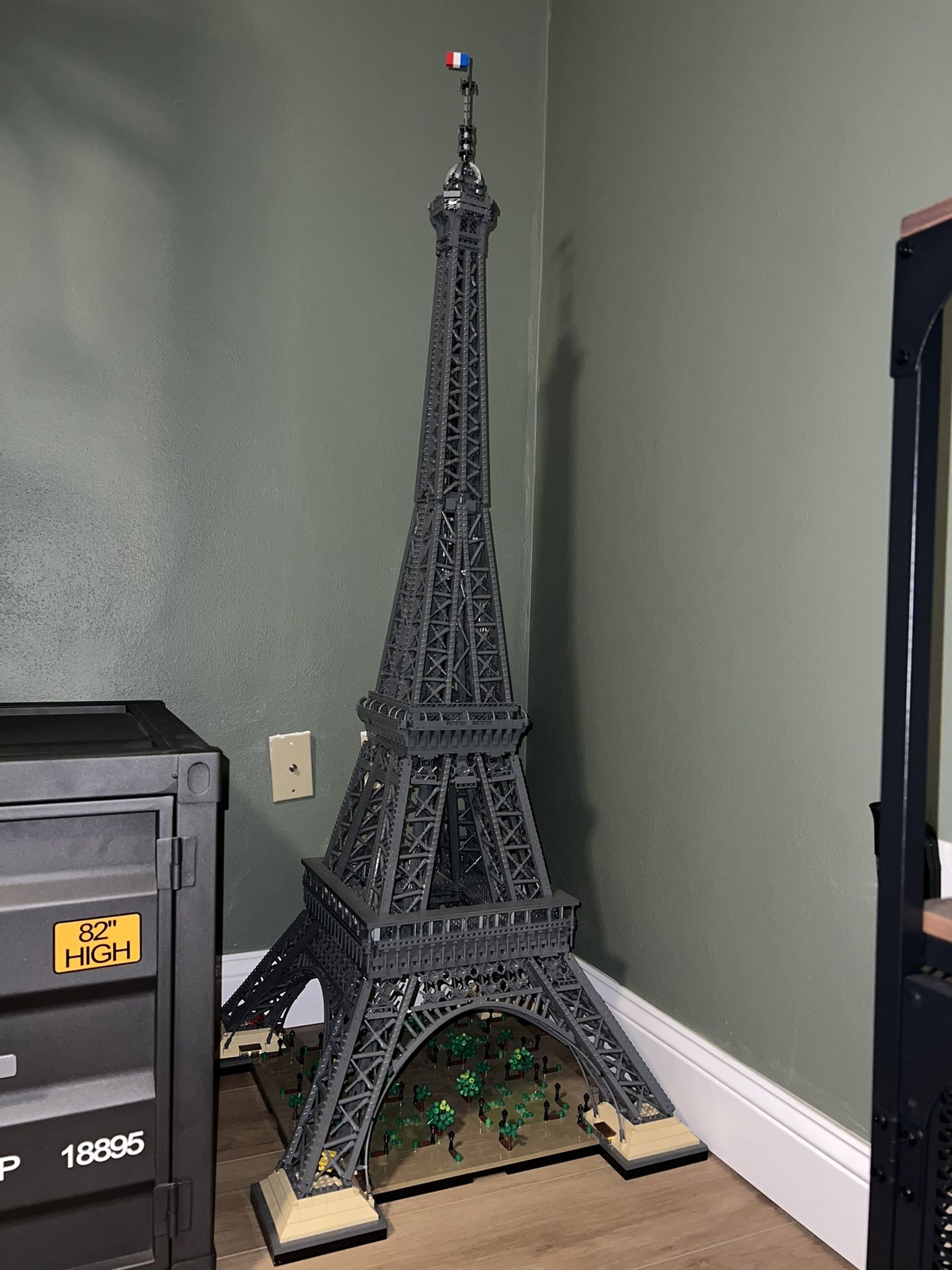 Lego Eiffel Tower