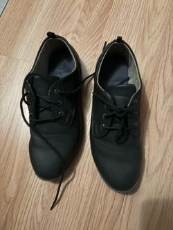 Men’s size 5 dress shoe