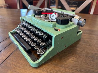 LEGO Typewriter 21327