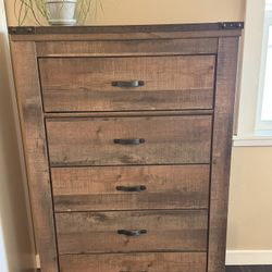 Chest of Drawers and Nightstand 