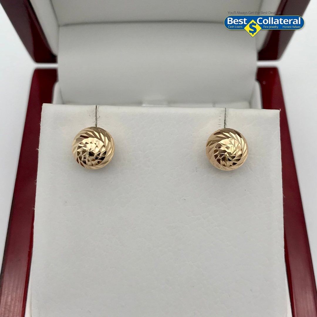 14k Gold Stud Earrings 