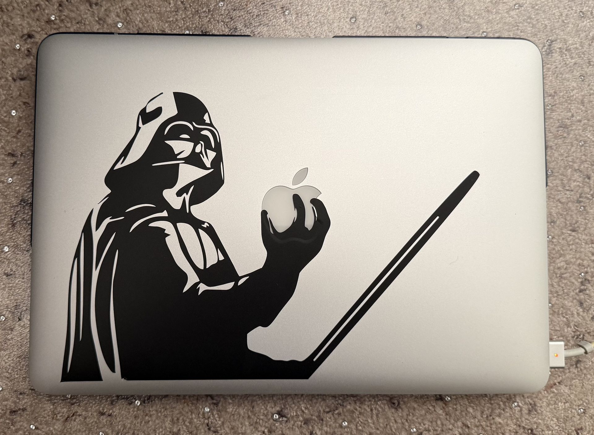 MacBook Pro (Retina 13 inch early 2015) 2.7 GHz Dual Core i5