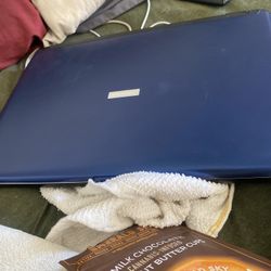 TOSHIBA Computer With DVD 