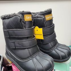 New Snow Boots Size 5,6 7,8,9,10, & 11