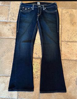 True Religion Disco Billy Big T   Dive into these incredibly sexy jeans and you’ll be the talk of the town 😁  Swarovski Crystals accent the belt loop