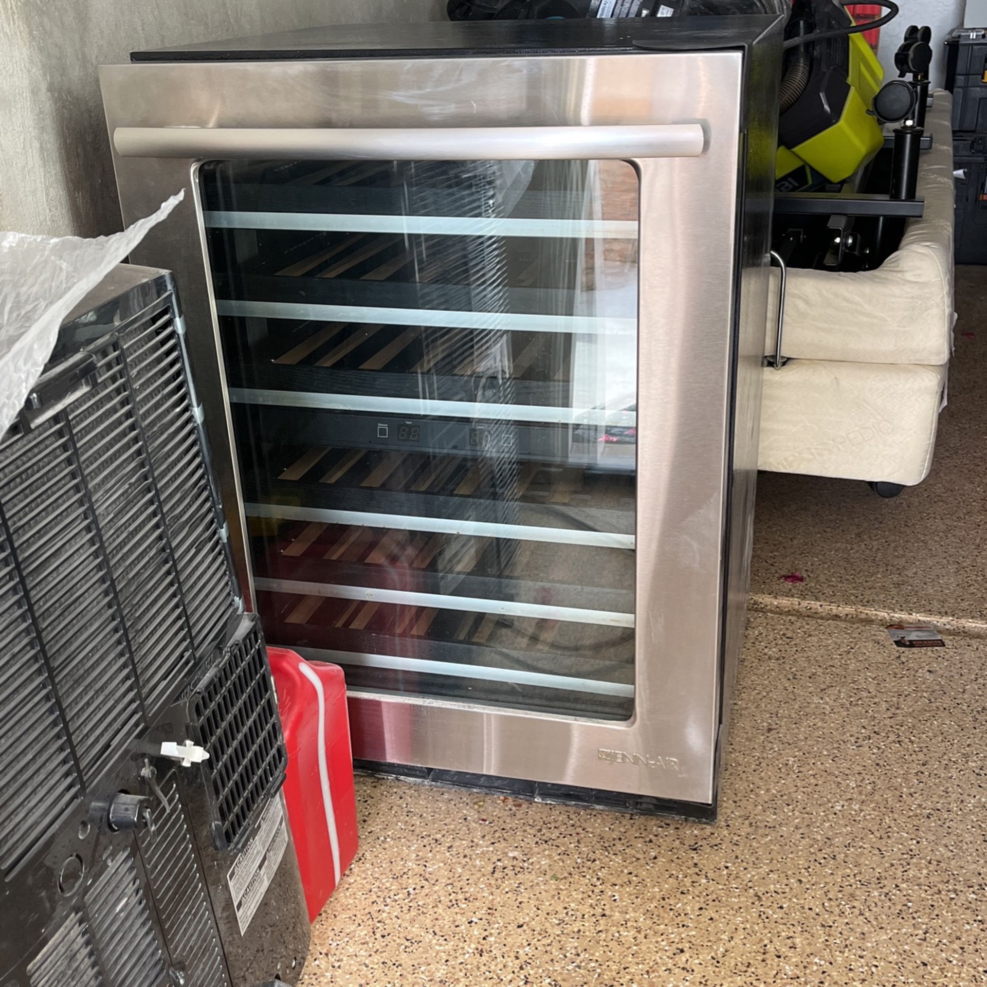 Jenn Air Wine Cooler for Sale in Phoenix, AZ OfferUp