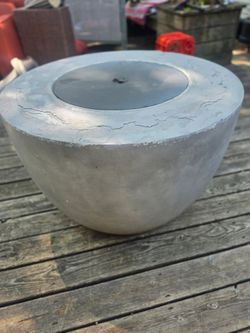 Fiberglass gas fire pit.. the price is firm