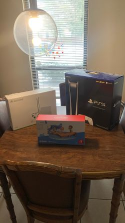 PlayStation 5, Nintendo Switch, SOLD THE XBOX